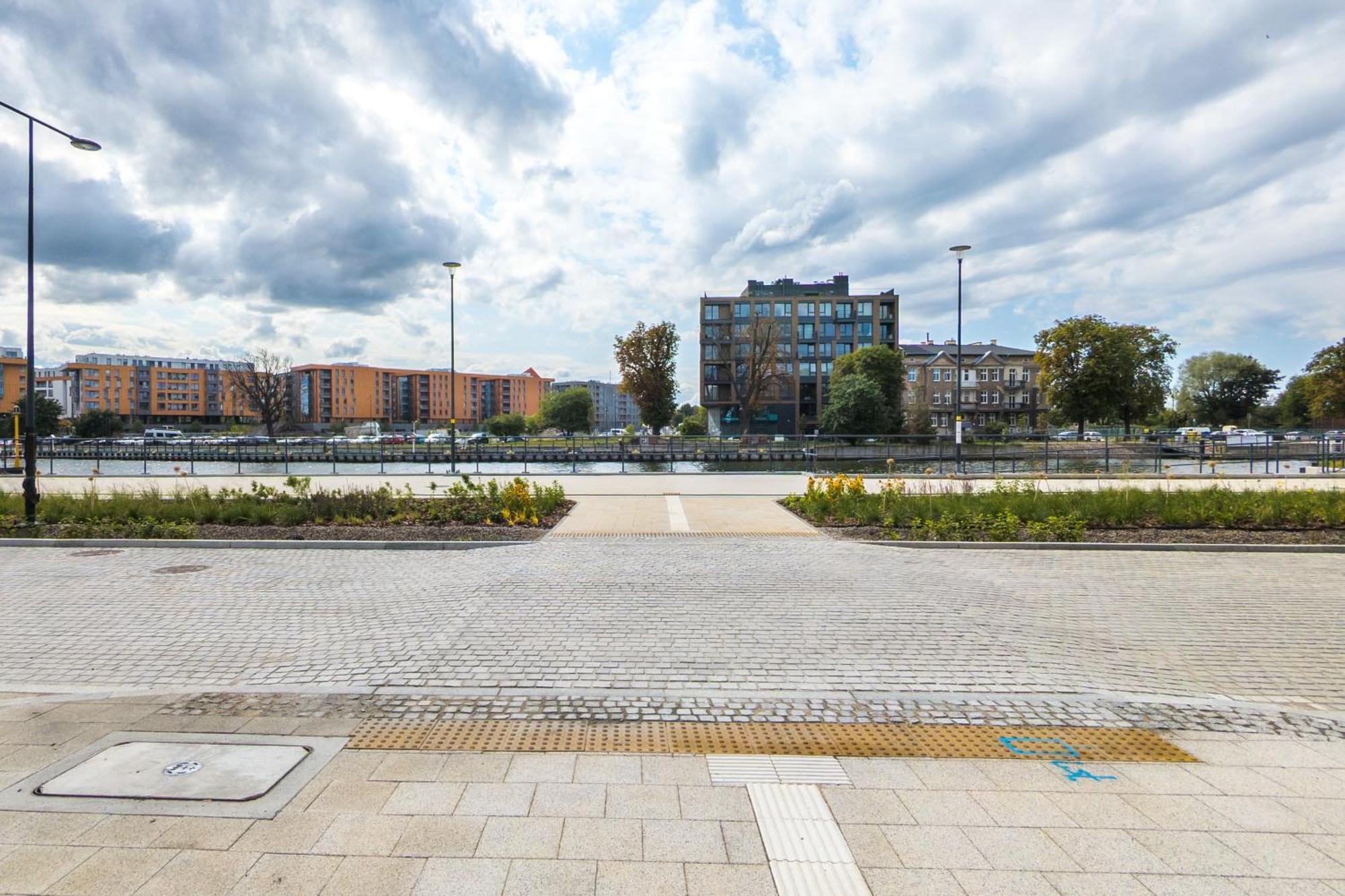 Sienna Grobla Apartment With View Of The Motlawa Terrace & Sauna, Gym By Noclegi Renters Gdansk Exterior foto